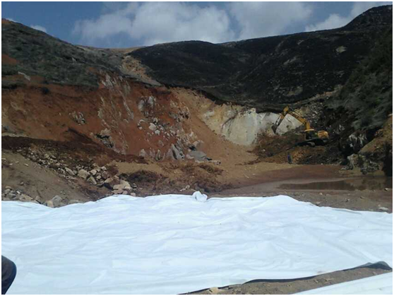 水汽运动区土工膜防渗体可有效利用淡水资源