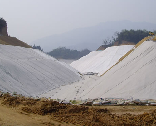 土工布砂枕锁坝施工及土工布质量要求