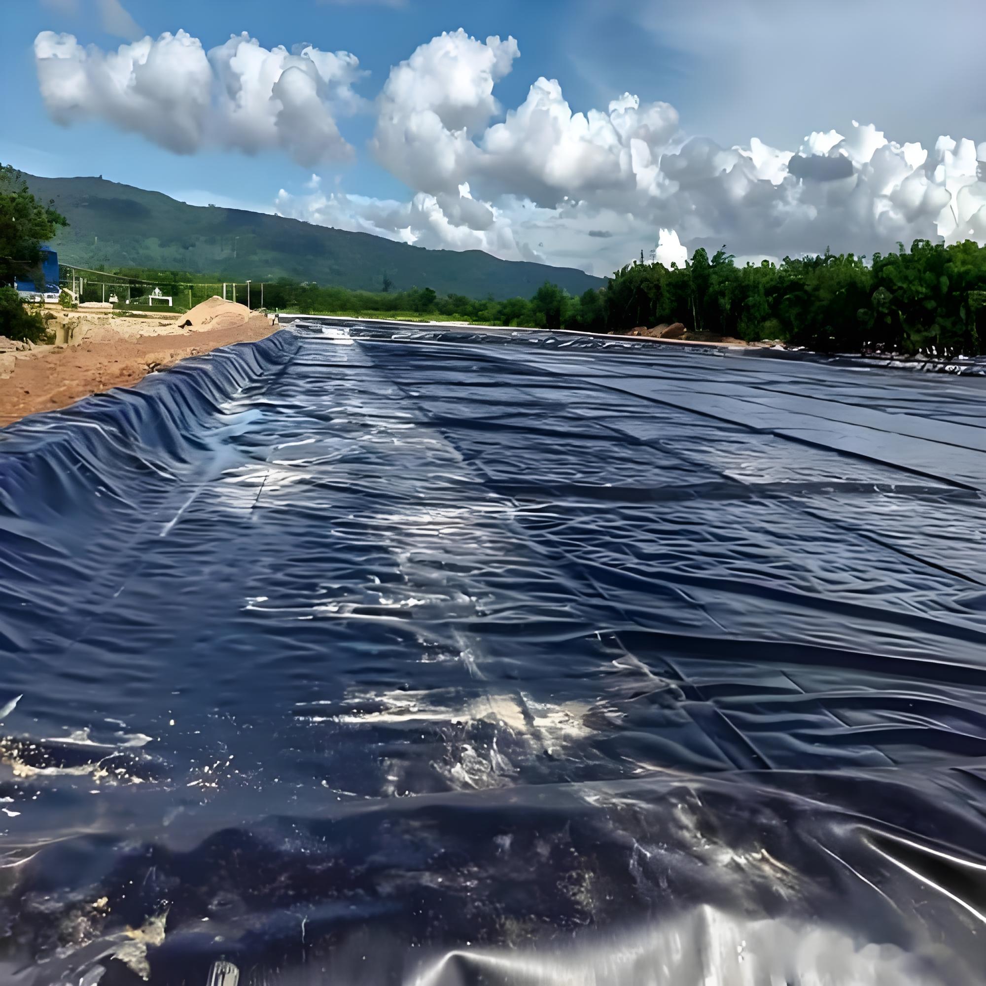 聚焦施工痛点,破解上游坝坡土工膜质量难题 ——6 大核心问题全解析 聚焦施工痛点,破解上游坝坡土工膜质量难题 ——6 大核心问题全解析
