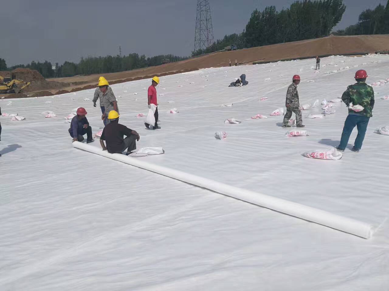 从 "三大建材" 到 "第四大家族":复合土工膜正在重写中国水利防渗的底层逻辑 从 "三大建材" 到 "第四大家族":复合土工膜正在重写中国水利防渗的底层逻辑